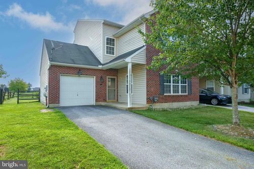 231 Camerton Ln, TOWNSEND, DE, 19734-2873 | Card Image