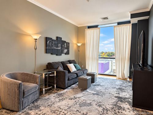 12j-701 Ridge Hill Blvd, Yonkers, NY, 10710-7711 | Card Image