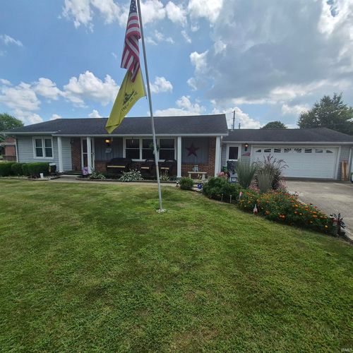 1249 E Greenville Pike, Winchester, IN, 47394-8492 | Card Image