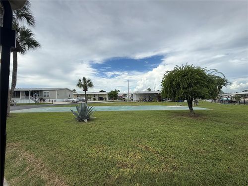 101 E Saint Lucia Loop, APOLLO BEACH, FL, 33572-2224 | Card Image