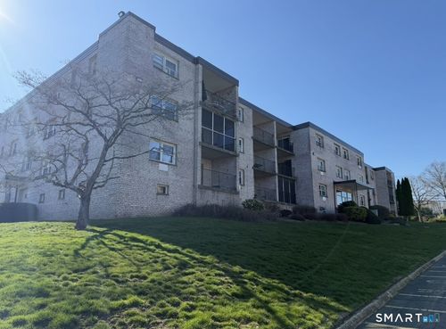 305-308 Meadowside Road, Milford, CT, 06460 | Card Image