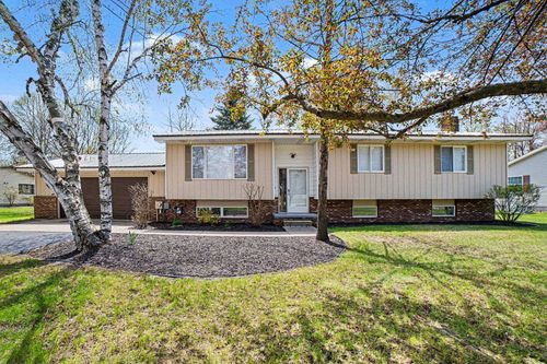 3431 Maradee Ct, Farwell, MI, 48622-9778 | Card Image