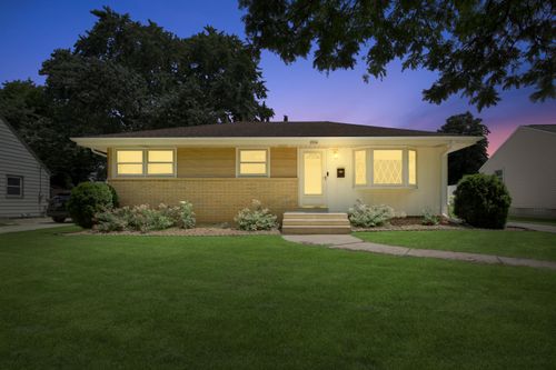 2964 S 102nd St, WEST ALLIS, WI, 53227-3503 | Card Image