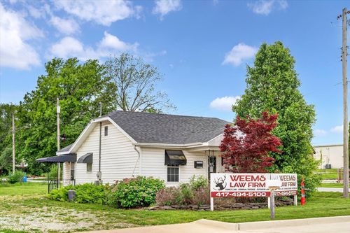 214 W Mount Vernon Street, Nixa, MO, 65714 | Card Image