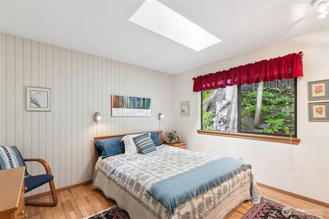 5019 E Mercer Way, House other with 4 bedrooms, 3 bathrooms and 2 parking in Mercer Island WA | Image 15