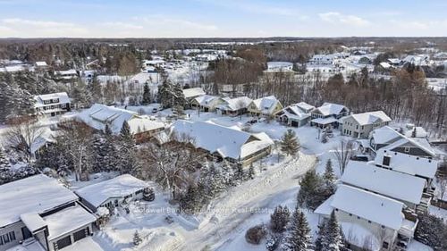 56 Cedar Bush Dr, Southampton, ON, N0H2L0 | Card Image