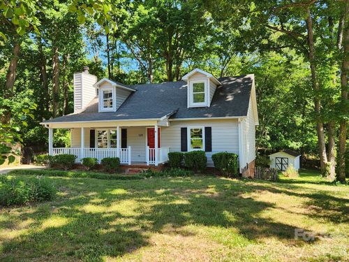 328 Swamp Fox Dr, Fort Mill, SC, 29715-6701 | Card Image