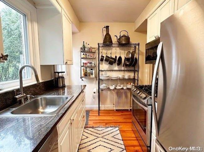25 Bayview Ct, House other with 2 bedrooms, 2 bathrooms and null parking in Manhasset NY | Image 5