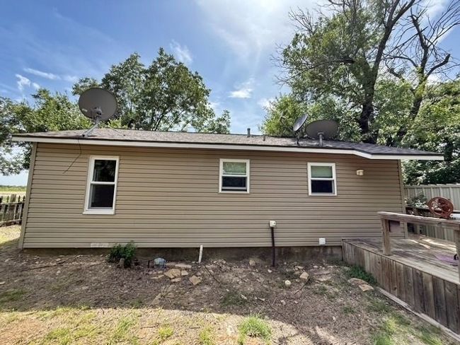 1921 Mckamie Rd, House other with 2 bedrooms, 1 bathrooms and null parking in Mcgregor TX | Image 5