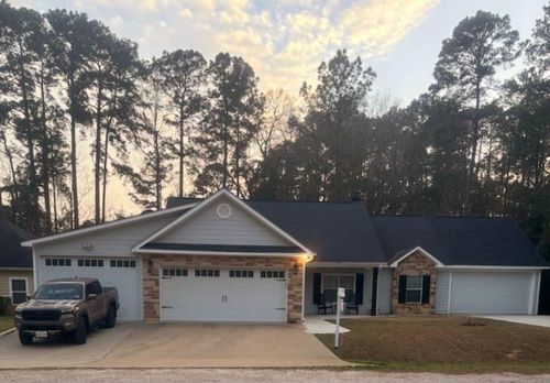 138 Breezeway Dr, Brookeland, TX, 75931-0016 | Card Image