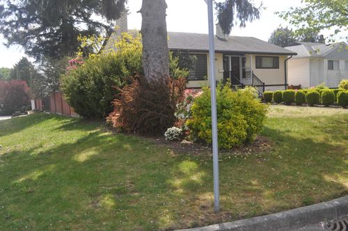 3796 Peter St, Burnaby, BC, V5J1N4 | Card Image