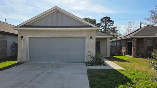 914 Redinger Ridge Dr, Huffman, TX, 77336-2720 | Card Image