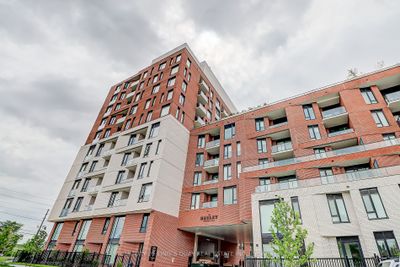 1025 - 3100 Keele St, Condo with 2 bedrooms, 2 bathrooms and 1 parking in North York ON | Image 1