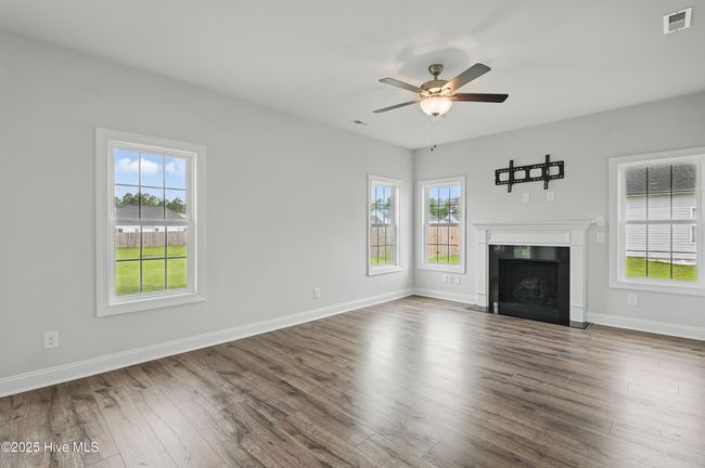 33 Chippewa Ln, House other with 4 bedrooms, 3 bathrooms and 2 parking in Rocky Point NC | Image 13