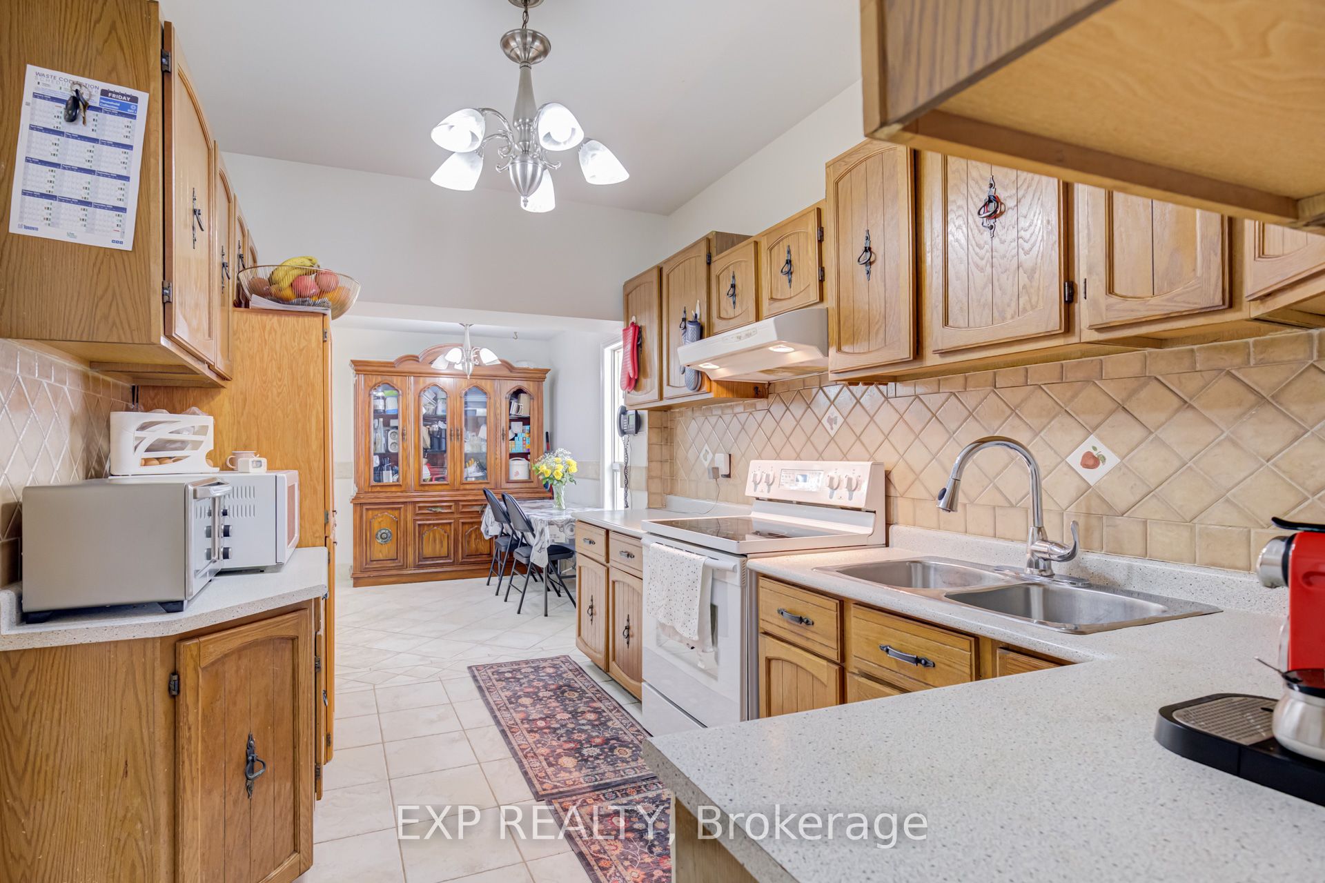 Residential in Toronto W02 5