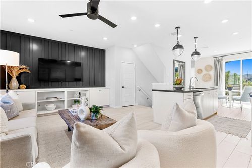 612 Prickly Pear Way, Rancho Mission Viejo, CA, 92694-1925 | Card Image