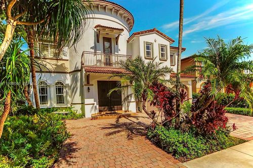 6502 Sw 162nd Ct, Miami, FL, 33193-4471 | Card Image