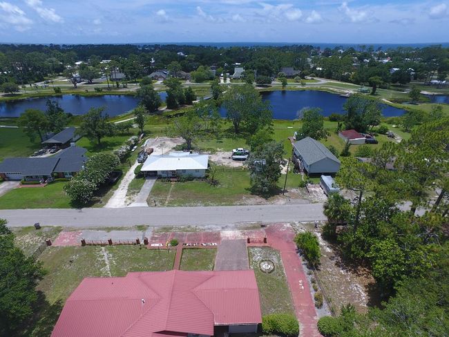 1803 Marvin Ave, House other with 3 bedrooms, 2 bathrooms and 4 parking in Port St. Joe FL | Image 46