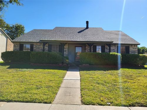 2922 Centennial Dr, Garland, TX, 75042-5610 | Card Image