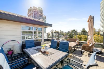 216 - 2060 Curling Rd, Townhouse with 2 bedrooms, 2 bathrooms and 1 parking in North Vancouver BC | Image 1