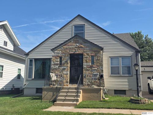 3818 T St, Omaha, NE, 68107-3131 | Card Image