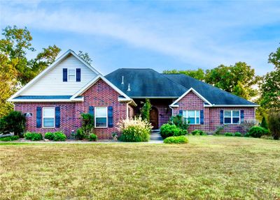 18725 Mallory Xing, House other with 3 bedrooms, 2 bathrooms and null parking in Siloam Springs AR | Image 1