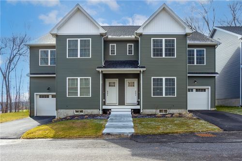 26 Kensington Mdws, Greenville, RI, 02828-3114 | Card Image