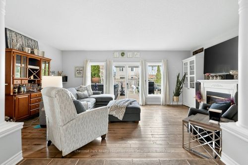 157 Lynch Cir, Guelph, ON, N1L1R7 | Card Image