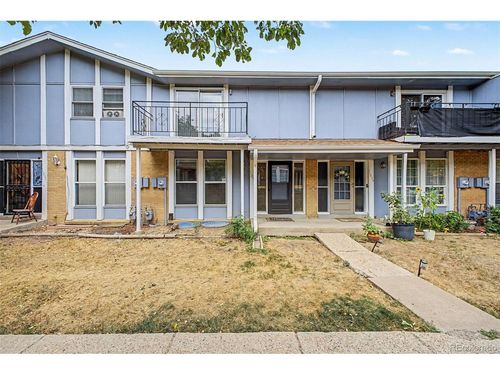 11822 E Canal Dr, Aurora, CO, 80011-8208 | Card Image