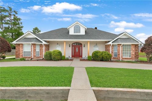 602 Willowdale Blvd, Luling, LA, 70070-3118 | Card Image
