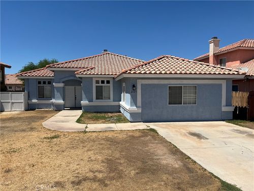 2125 Coyote Ave, Calexico, CA, 92231-3902 | Card Image