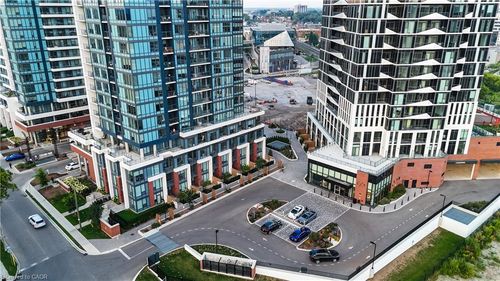 1909-15 Wellington St S, Kitchener, ON, N2G0E4 | Card Image