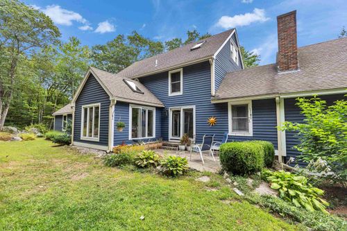 11 Kasey Dr, Milford, NH, 03055-3210 | Card Image