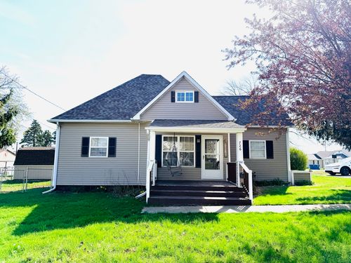 726 S 2nd Ave, Hoopeston, IL, 60942-1710 | Card Image