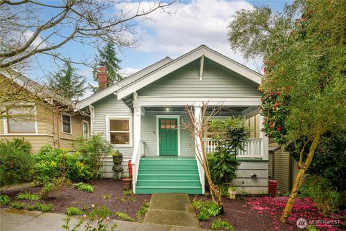 1617 33rd Ave, Seattle, WA, 98122-3327 | Card Image