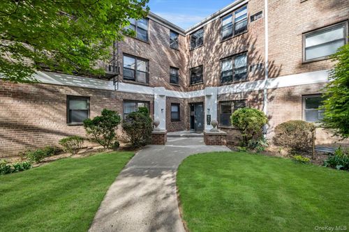 1d-44 Terrace Cir, Great Neck, NY, 11021-4150 | Card Image