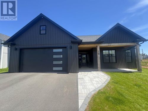 18 Neill Dr, Charlottetown, PE, C1E3R2 | Card Image