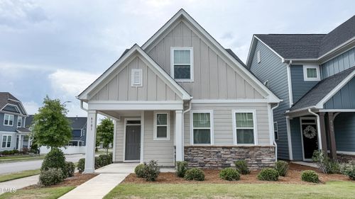 6101 Giddings St, Raleigh, NC, 27616-4342 | Card Image