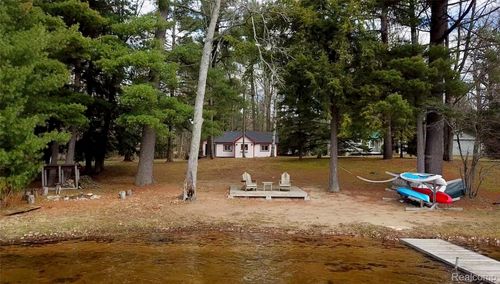 5089 Cottage Dr Se Drive Se, Orange Township, MI, 49646 | Card Image