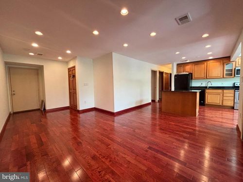 apt-202-8101 Needwood Rd, DERWOOD, MD, 20855-2268 | Card Image