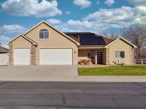 2904 River Bend Ln, Grand Junction, CO, 81503-4800 | Card Image