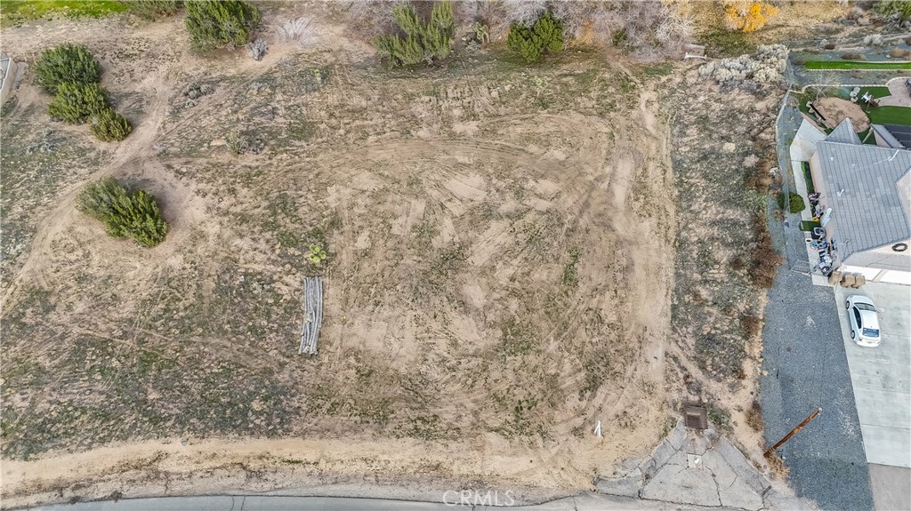 Land in Hesperia 2