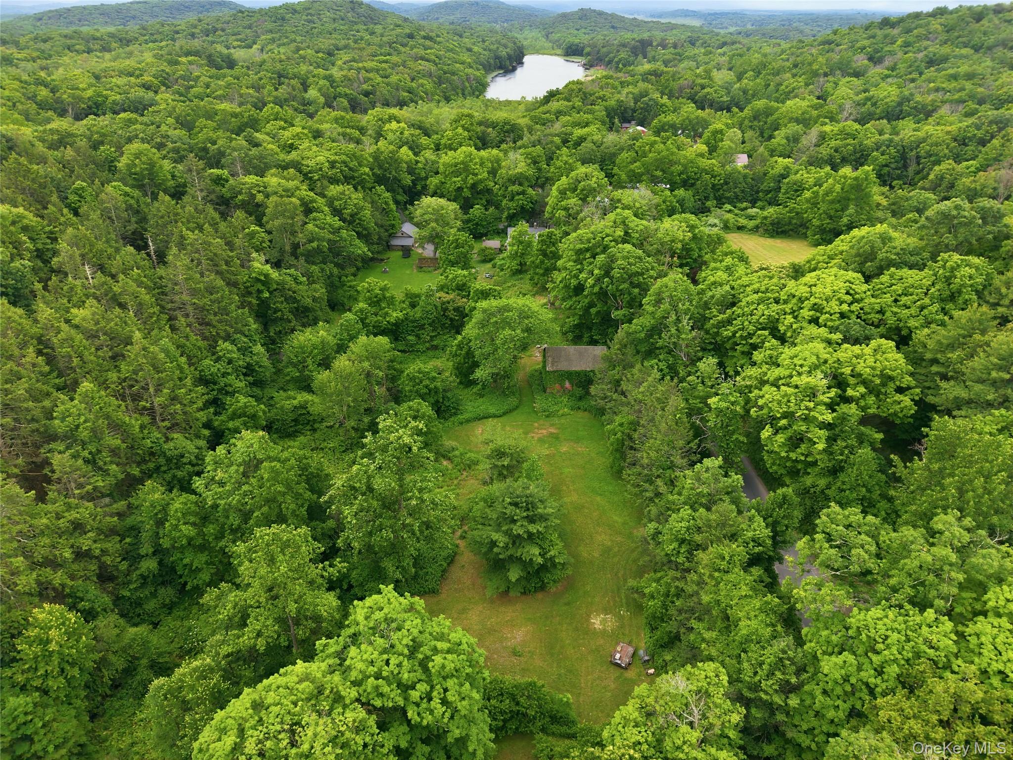 Land in Lloyd