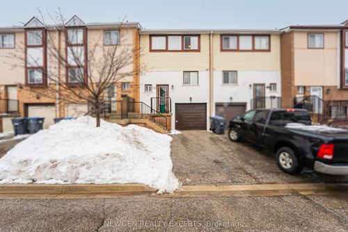 87 Moregate Cres, Brampton, ON, L6S3K9 | Card Image