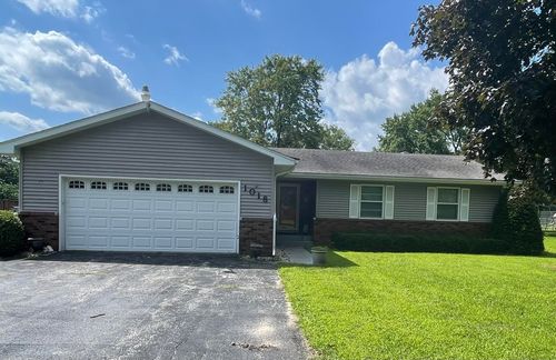 1018 Elm St Sw, Demotte, IN, 46310 | Card Image