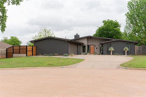 2704 Nw 120th Ter, Oklahoma City, OK, 73120-6741 | Card Image