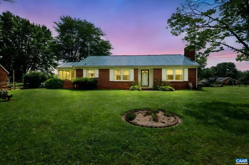 31 Wesley St, Stanardsville, VA, 22973-2922 | Card Image