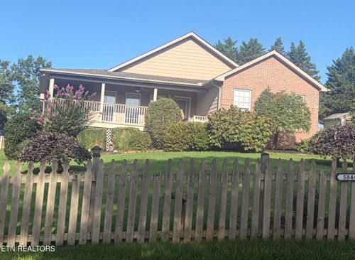 5844 Hutton Ridge Rd, Maryville, TN, 37801-0951 | Card Image