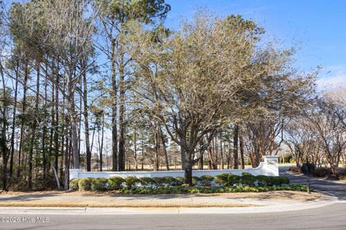 2001 Montrose Ln, Wilmington, NC, 28405-6208 | Card Image