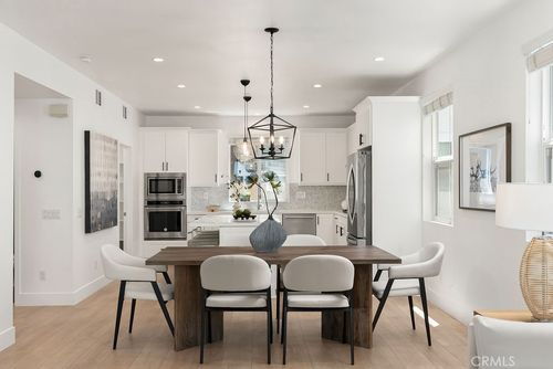 608 Malibu, Costa Mesa, CA, 92627-7722 | Card Image